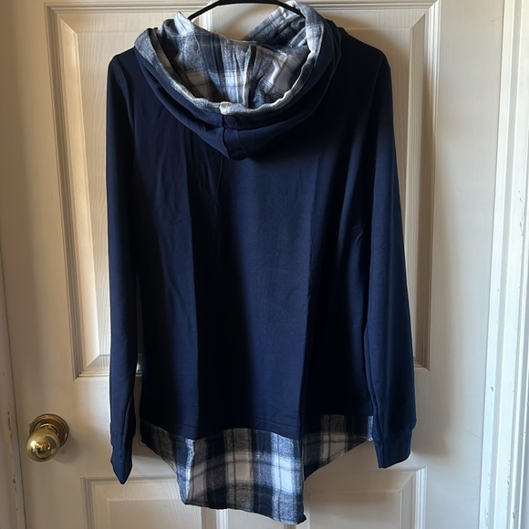 NWT Women’s Navy and flannel hoodie Sz Med - Picture 5 of 5